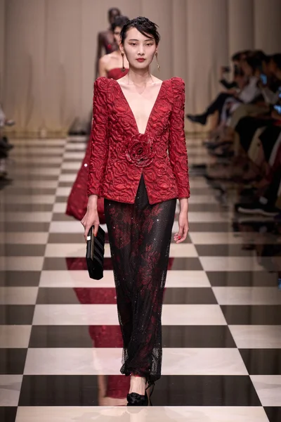 Look 33